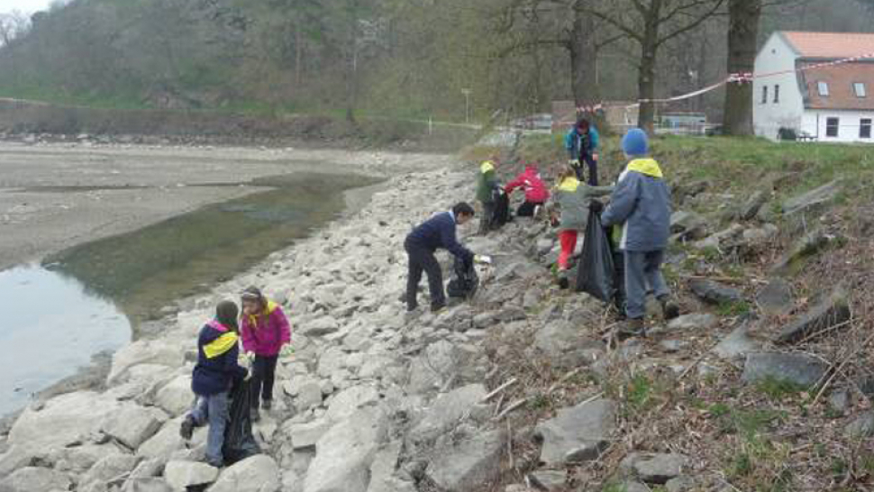 Povodí Moravy a dobrovolníci letos opět uklidí okolí řek