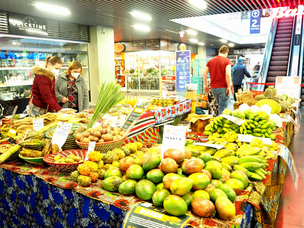 Africké trhy plné barev i chutí jsou v Olomouci. Podívejte se!