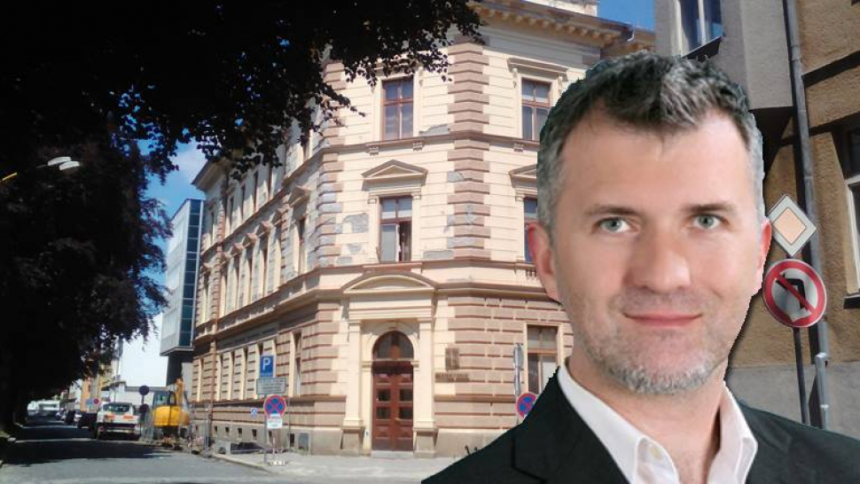 Prostějovského právníka Kotryse šetří advokátní komora, lhal u soudu