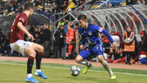 Pilař zmizel, Zahradníček a Zmrzlý prodloužili