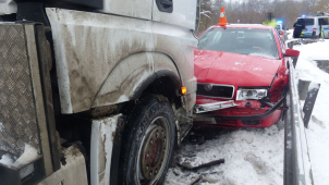 Náledí potrápilo řidiče na Jesenicku