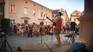 Olomouc (o)žila hudbou, v ulicích zahrál i Voxel