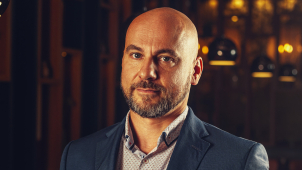 Balancovali na hraně, ale už se mohou zase nadechnout. Dokonce získali michelinského šéfkuchaře