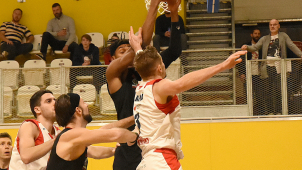 BK REDSTONE se trápil v útoku, Ústí toho využilo