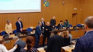 Odcházení s potleskem