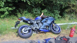 Záchranka o víkendu dvakrát letěla pro zraněné motorkáře