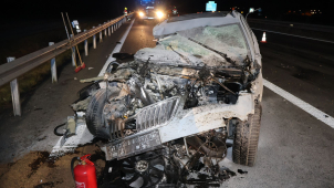 Opilá řidička havarovala na dálnici i s kojencem v autě