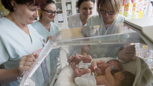 Fotografie Jindřicha Štreita vzdávají hold profesi sester