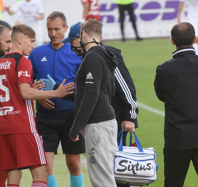 Látal: Máme čtyři zápasy na to, abychom mužstvo zvedli