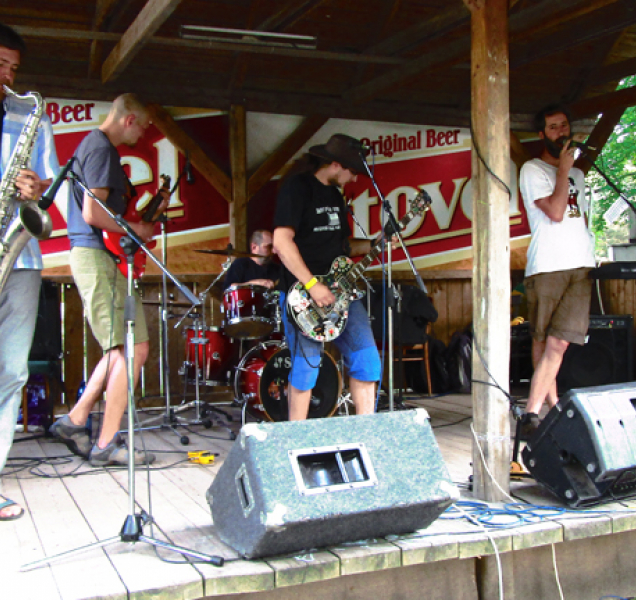 Balůfest: Muzikanti se sešli v Příkazech, aby se spolu pobavili a zavzpomínali
