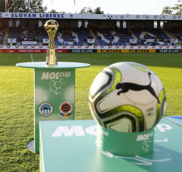 Los semifinále ve středu 14. dubna