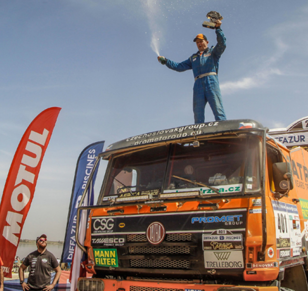 Tomeček stříbrný na Africa Eco Race: Zvládl to bez navigátora!