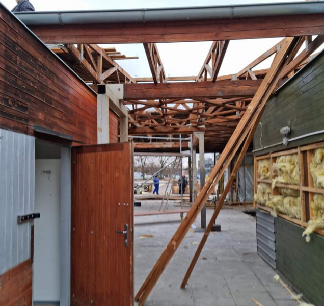 Současný nájemce vyklízí tržnici, Flora už chystá opravy