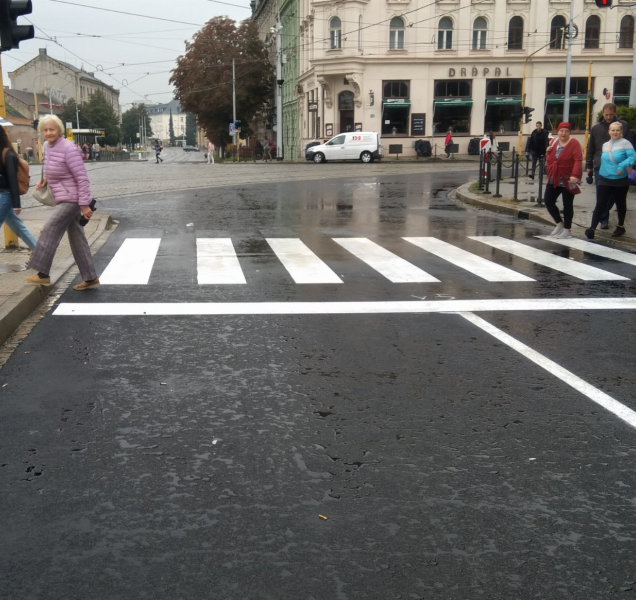 Křižovatka u Drápala už je zase průjezdná