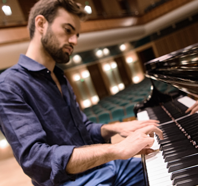 Přijďte na klavírní koncert pro Blanickou školičku, vstupenky už jsou v prodeji