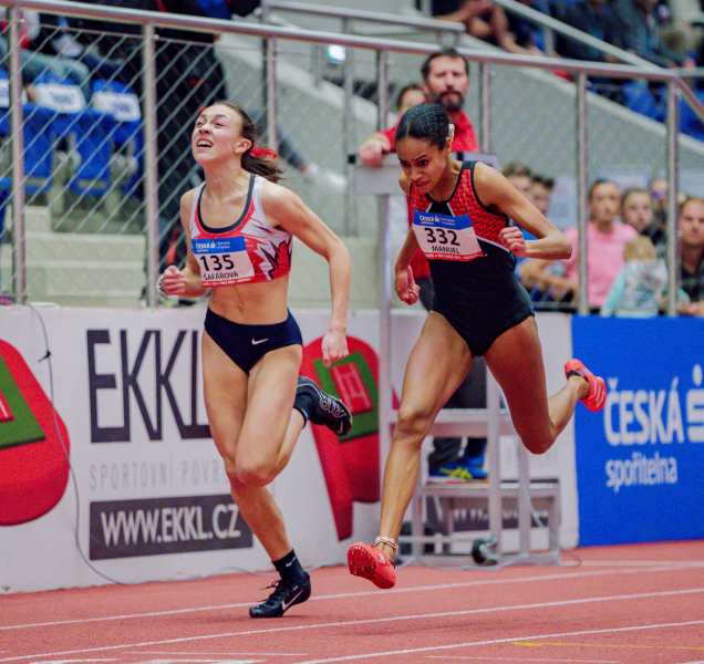 Atletům AK Olomouc se šampionát v hale povedl