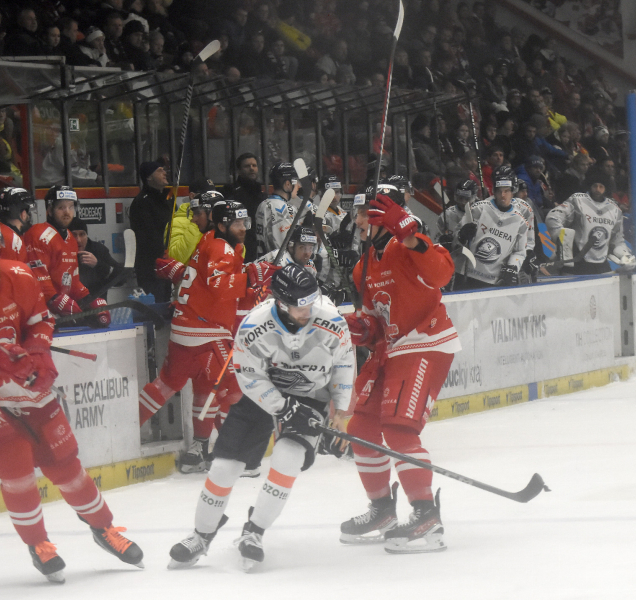 Hokejisté HC Olomouc prohráli derby