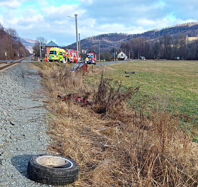 Tragická nehoda: řidič zemřel po srážce s vlakem
