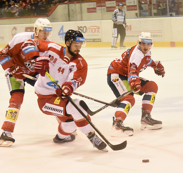 Mora v Kladně ztratila náskok tří branek …