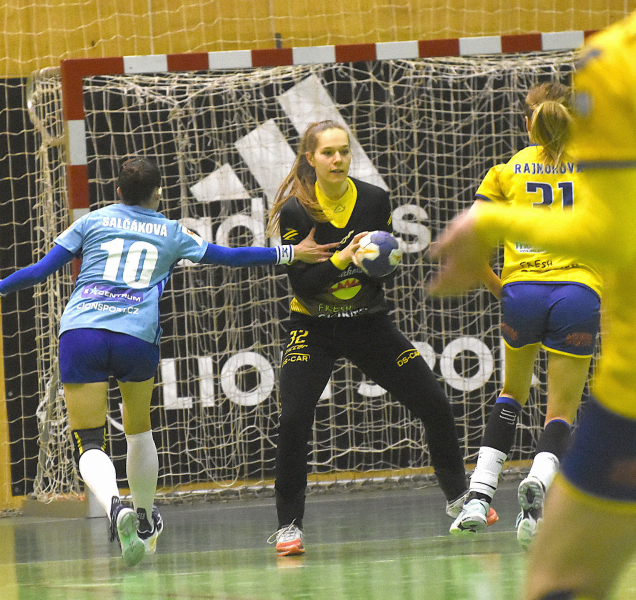 Zora se vracela ze Slovenska bez bodů