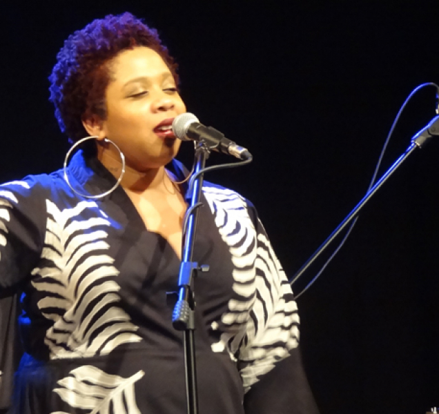 Crystal Monee Hall vystoupila v Olomouci při svíčkách