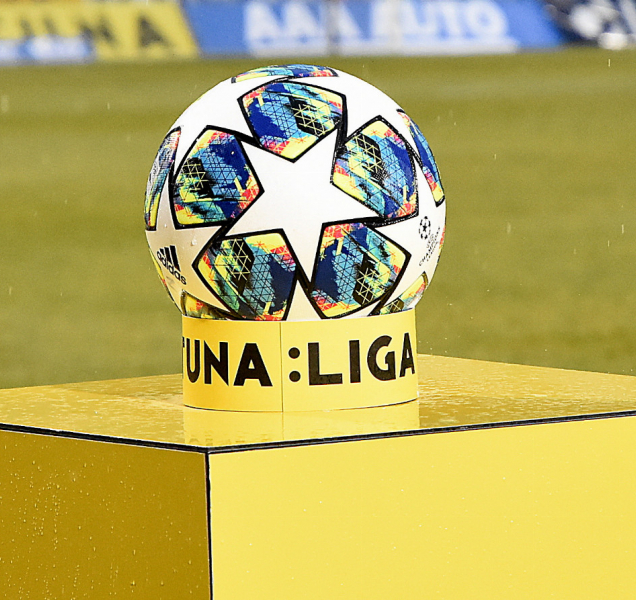 Válka, okupace, revoluce, živly, nemoc – a liga má stop