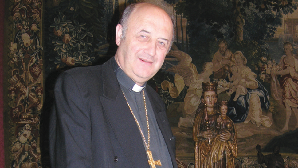 Dnes je Den modliteb za mír. Papeži Františkovi to leží velmi na srdci, říká arcibiskup
