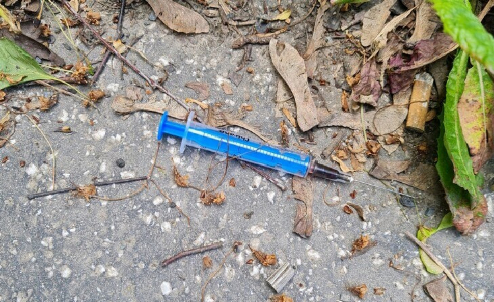 Olomoučtí strážníci v ulicích opět odklízeli injekční stříkačky
