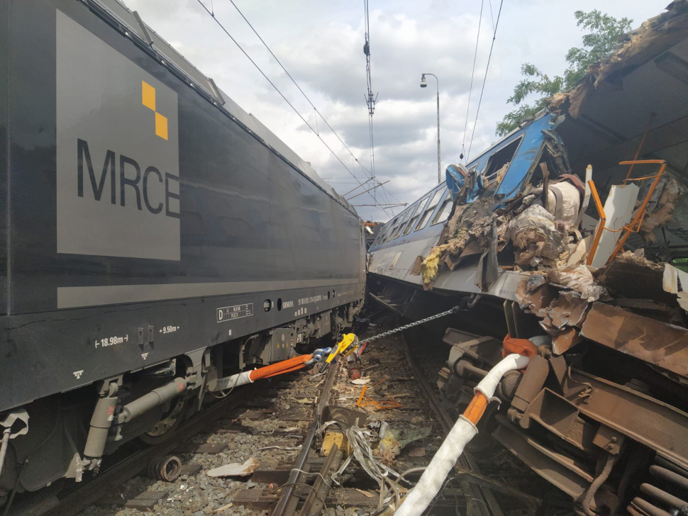 V Němčicích nad Hanou došlo ke srážce dvou vlaků