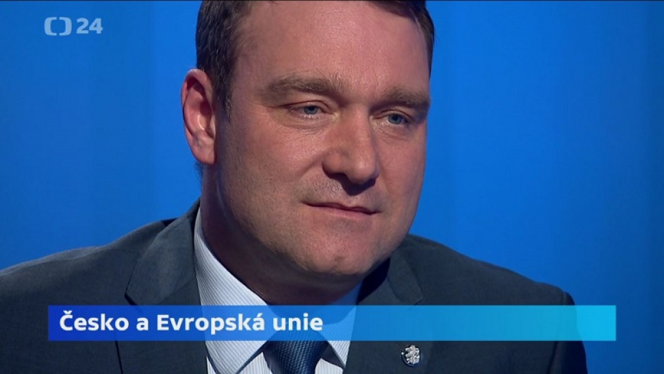Poslanec Radim Fiala z Prostějova (SPD) lhal v přímém přenosu ČT. Moderátorka jej usvědčila