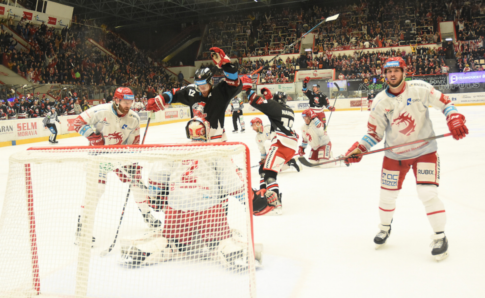 Hokejisté HC Olomouc zvítězili nad Třincem