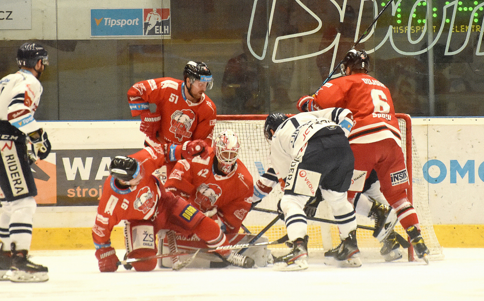Hokejisté HC Olomouc ve Vítkovicích prohráli