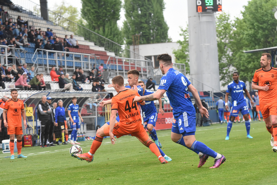 Tipsport nabízí 120 milionů, šéf LFA dál prosazuje nižší nabídku