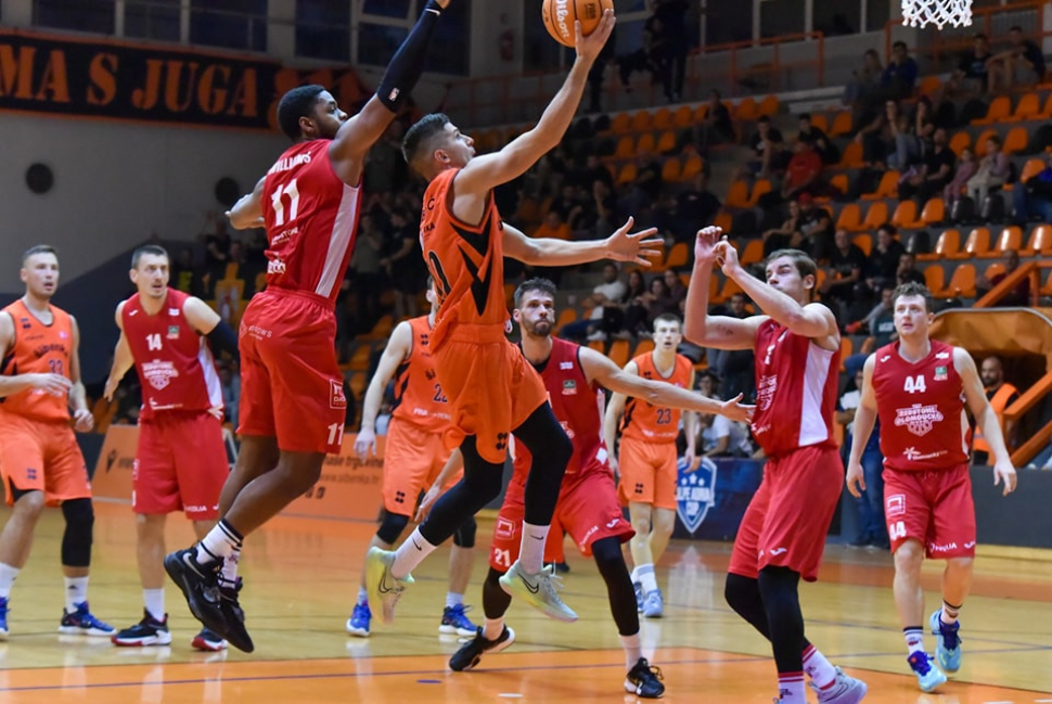 Basketbalisté BK REDSTONE vyhráli v Šibeniku!