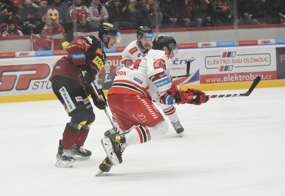 Hokejisté HC Olomouc zvítězili ve Varech