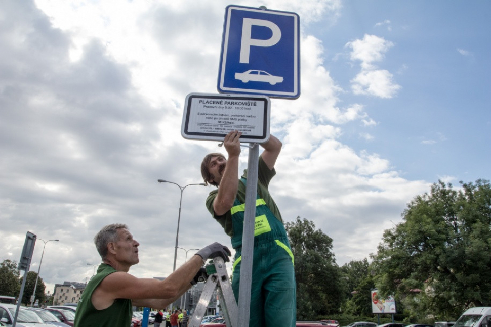 Olomouc dnes spouští první vlnu velkých změn v parkování
