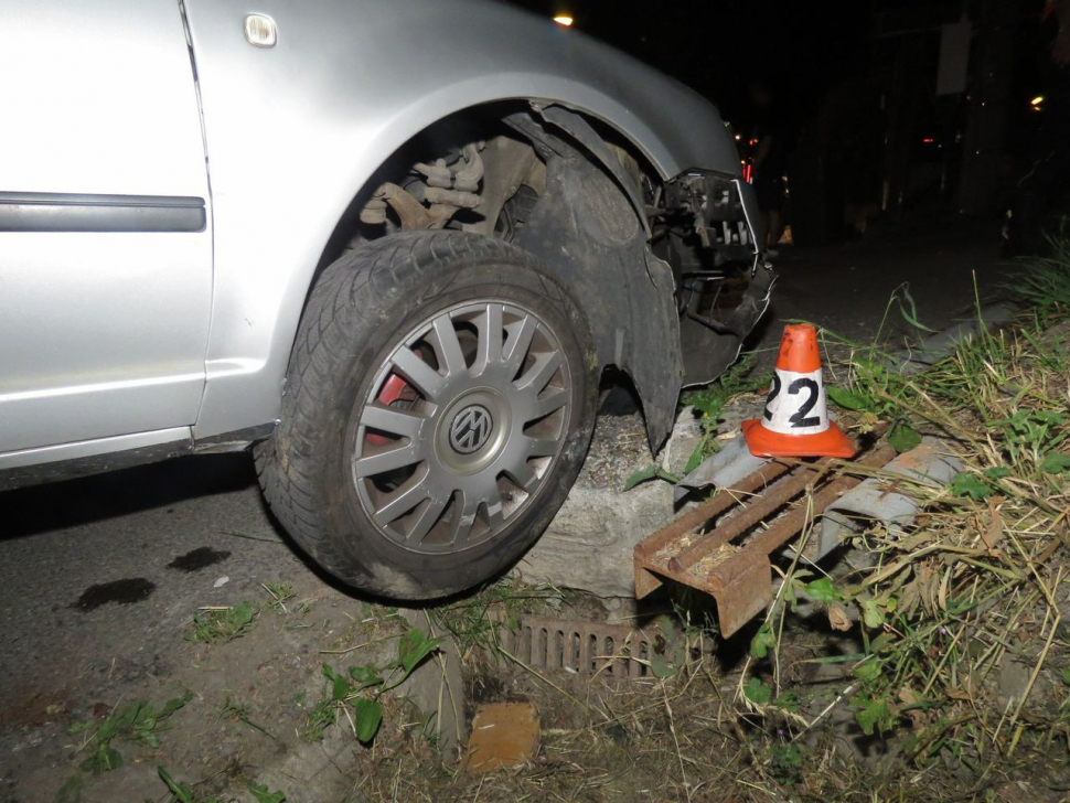 V Rapotíně boural opilý řidič, naštěstí nikoho nezranil