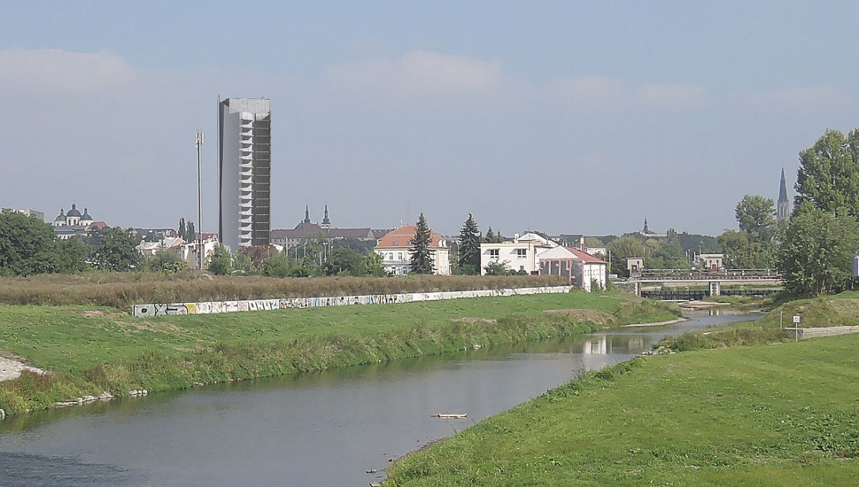 Šantovka Tower prošla o jediný tajný hlas