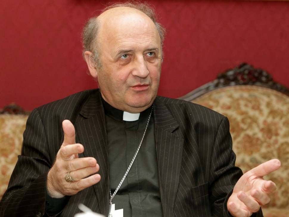 Arcibiskup Graubner jede na Ukrajinu, podpoří charitu