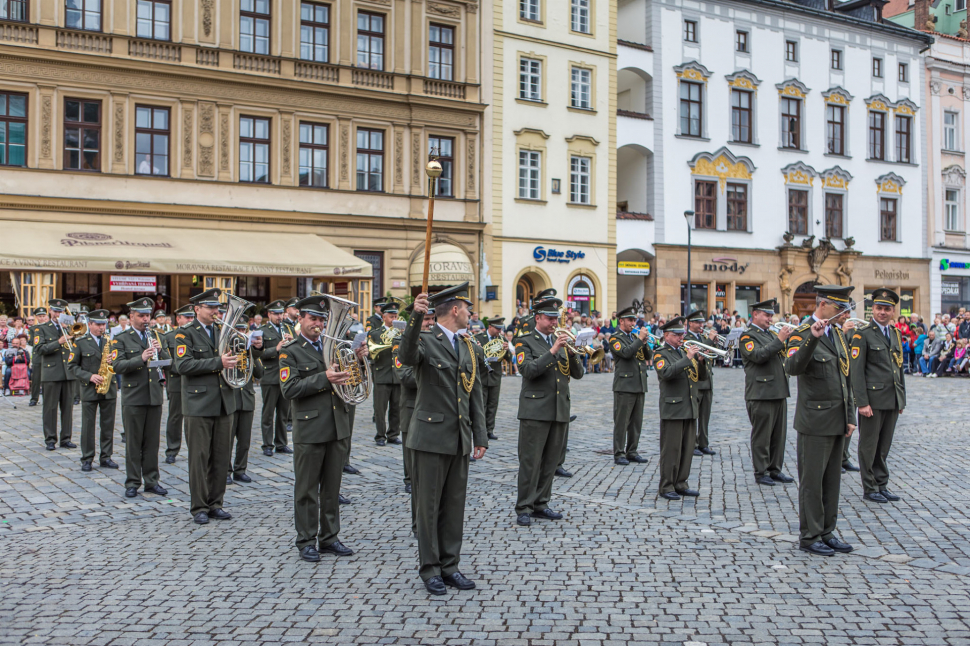 Olomouc rozezní hudba jubilejního festivalu vojenských hudeb