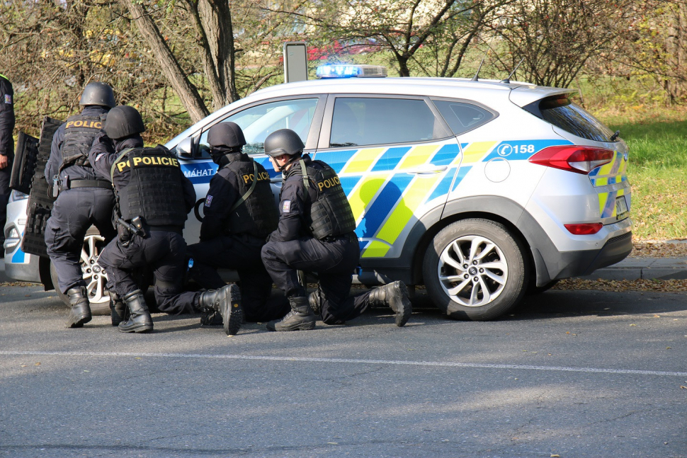 Hasiči, policisté i záchranáři trénovali zásah proti střelci