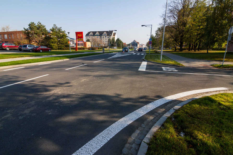 Z ošklivé výpadovky z Prostějova na Blansko je moderní silnice
