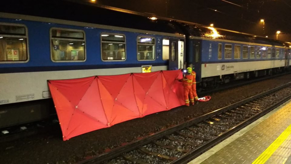Na olomouckém hlavním nádraží skočil člověk pod vlak