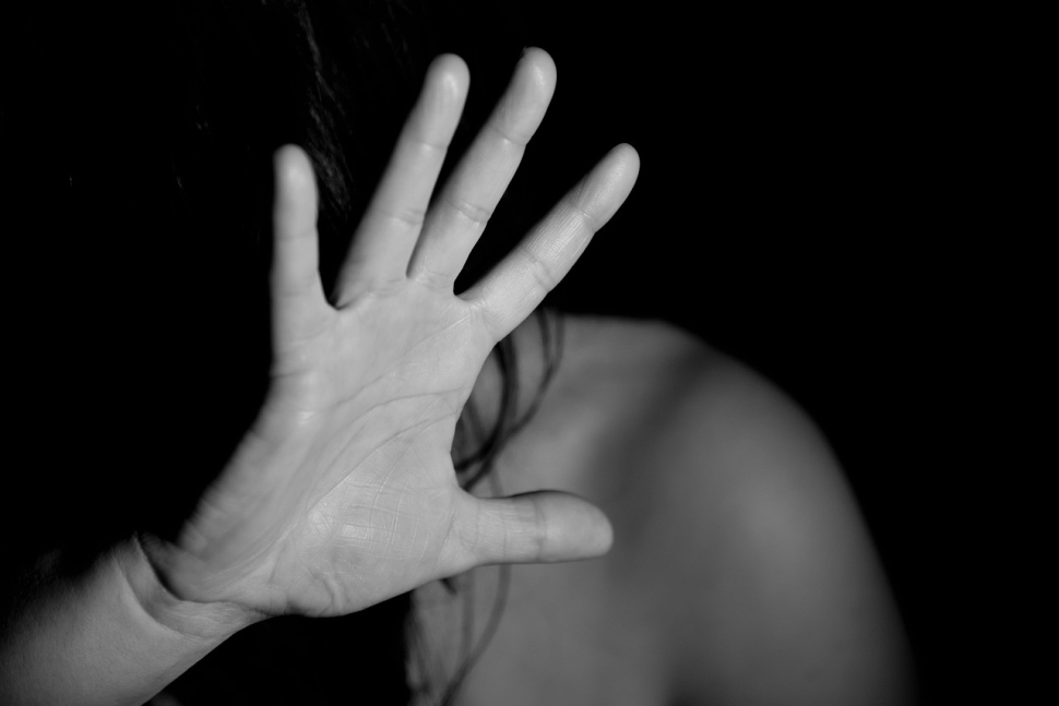 Obětí domácího násilí přibývá, intenzita útoků stoupá
