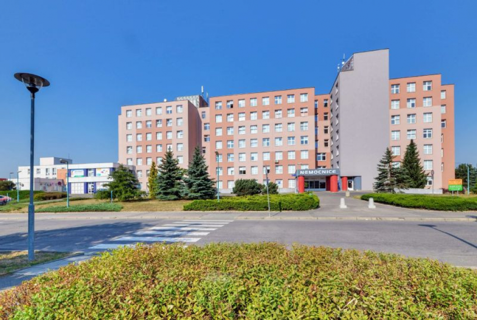 Středomoravská nemocniční zakázala návštěvy svých nemocnic