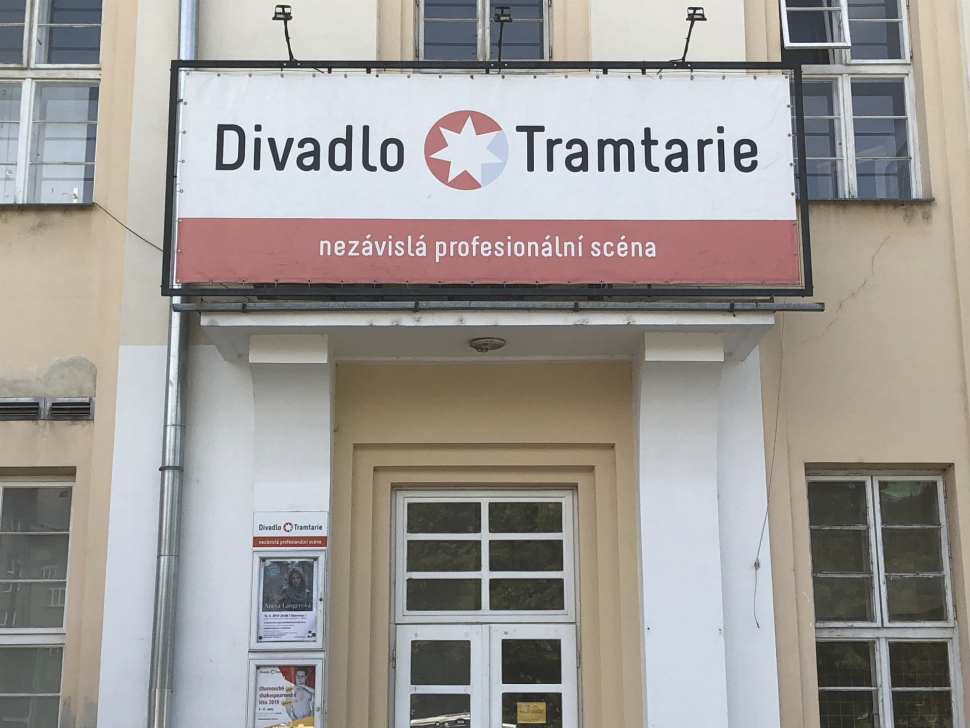 Moravské divadlo Olomouc zavřelo, Tramtarie bude hrát dál
